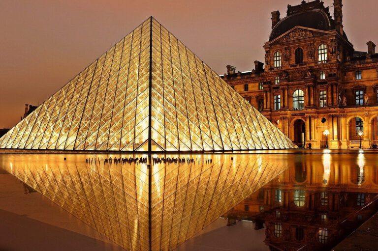 Palais Royal Musée du Louvre : Le cœur artistique et culturel de Paris