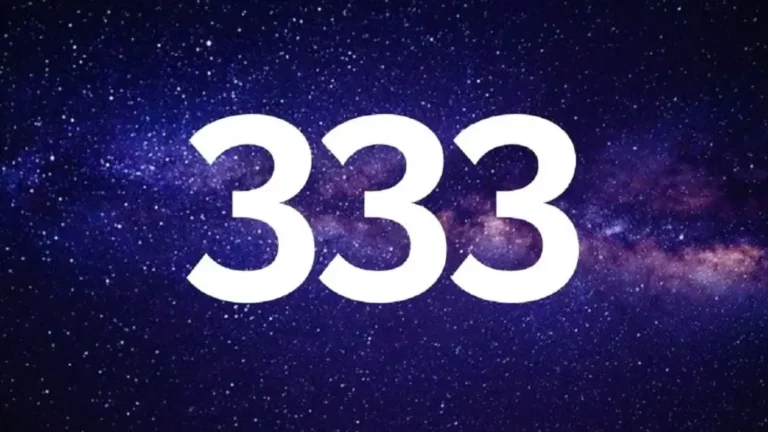 La signification cachée du nombre 333 : que vous révèle l&rsquo;Univers ?