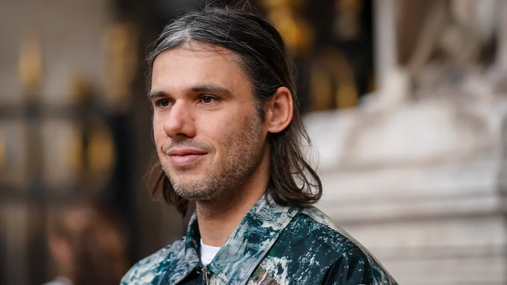 Orelsan en tournée 2024 : dates, lieux et comment obtenir vos billets?