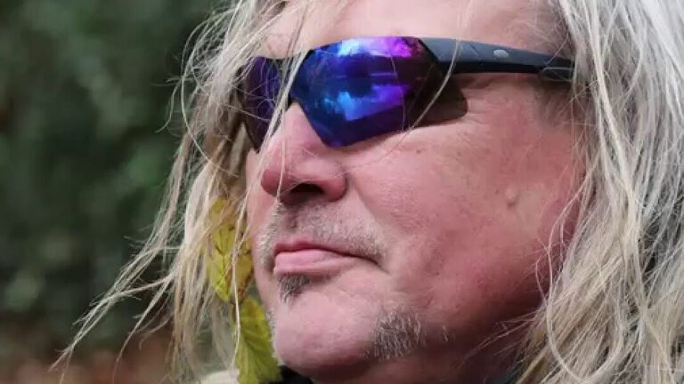 algy ward : le musicien oublié de la scène heavy metal ?