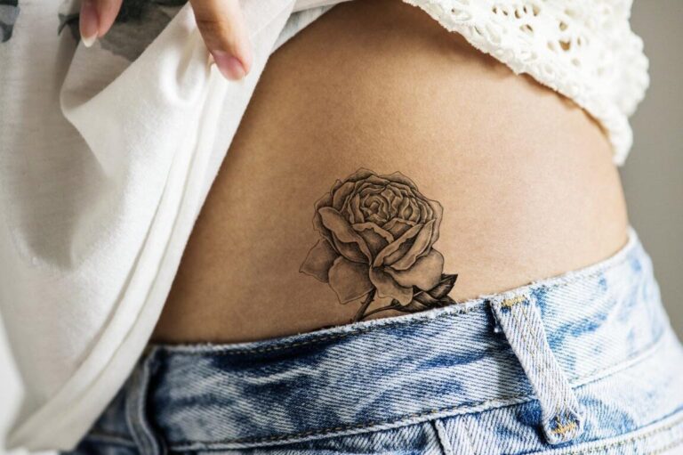 La signification cachée des tatouages de pivoine : que révèlent-ils sur vous ?