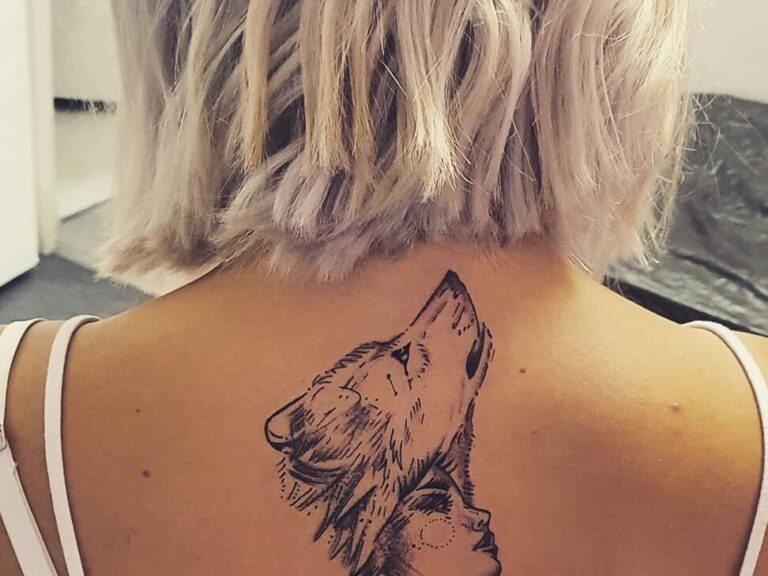 Quelle est la signification derrière un tatouage de loup ?
