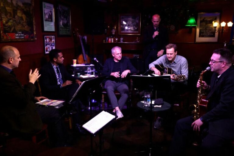 Avis de musiciens sur le style unique de Keith Jarrett : un témoignage croisé fascinant entre jazz et classique
