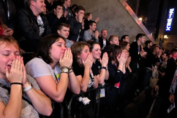 Avis et témoignages de fans après les concerts de Stray Kids en 2024 : entre excitation et déceptions
