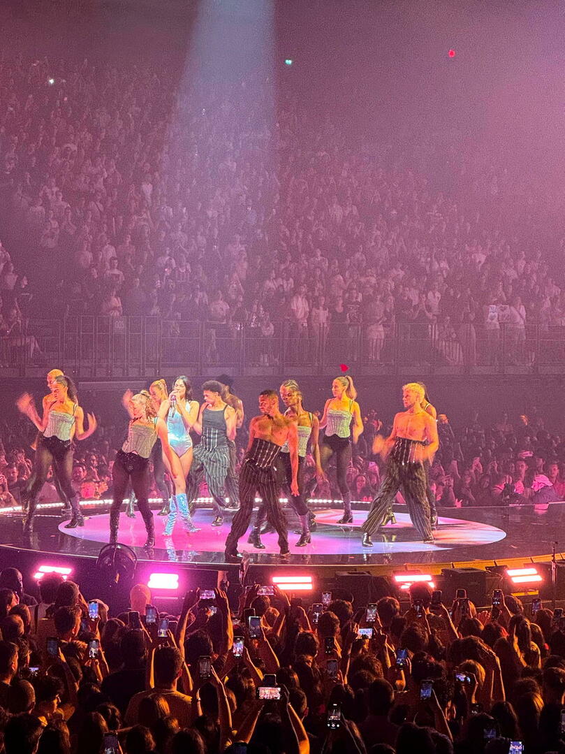 Dua Lipa en concert à Lyon