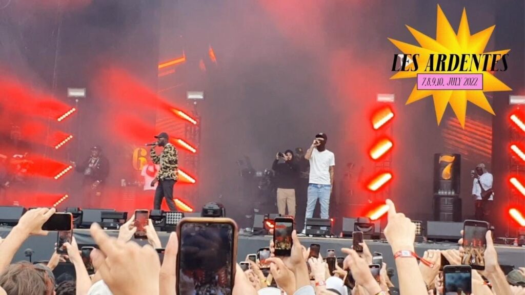 Freeze Corleone sur scène durant le festival Les Ardentes 2022