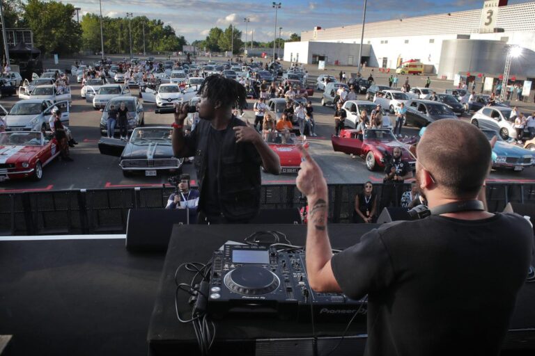 Ninho en concert à Bordeaux au Parc des Expositions, ambiance enflammée
