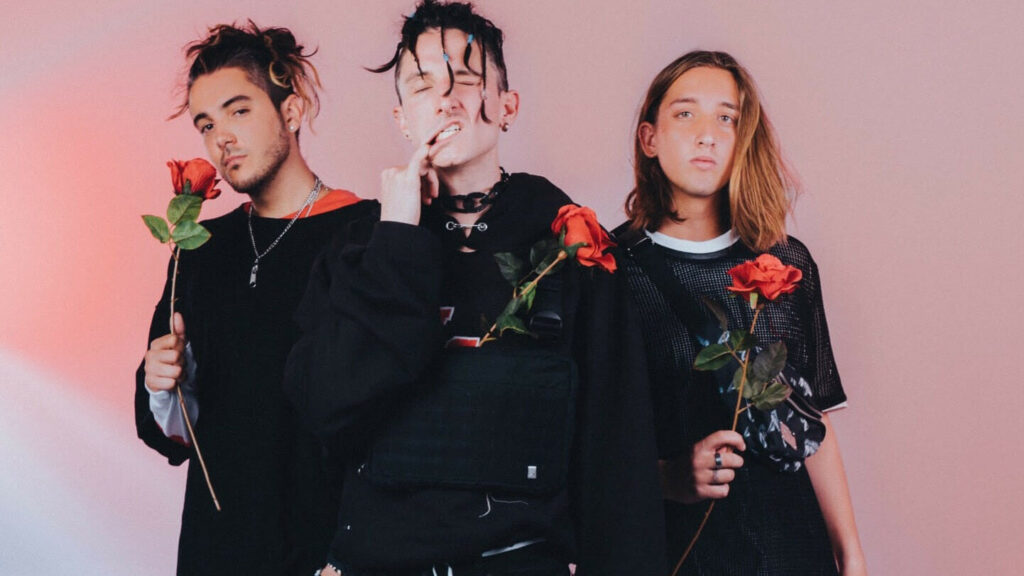 Où habite Chase Atlantic ?