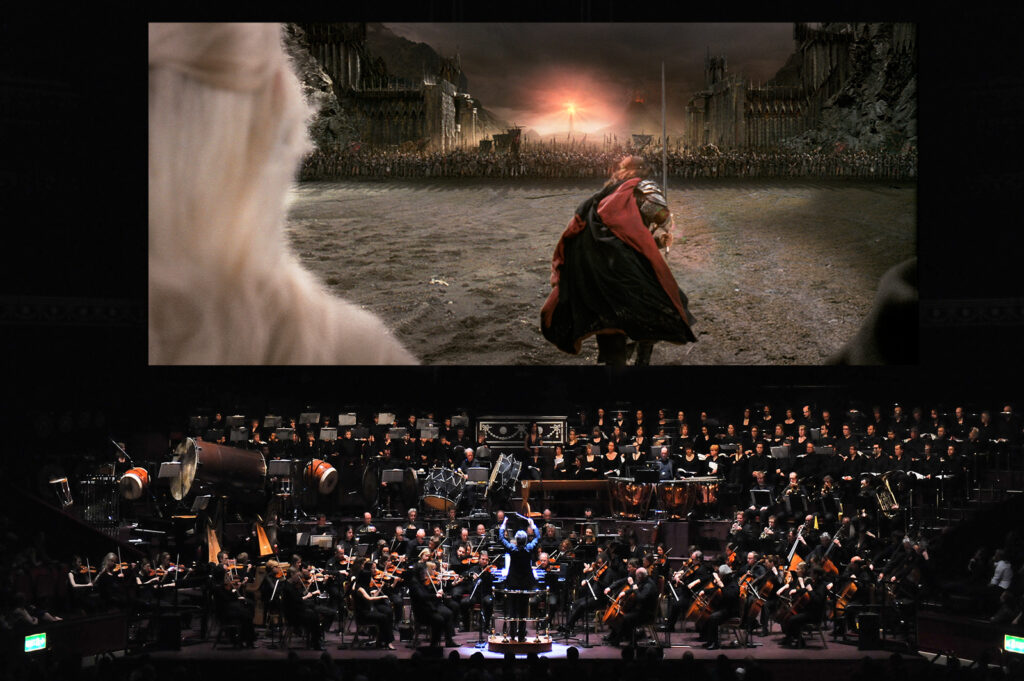 Affiche promotionnelle du ciné-concert Le Seigneur des Anneaux : Le Retour du Roi avec orchestre en direct