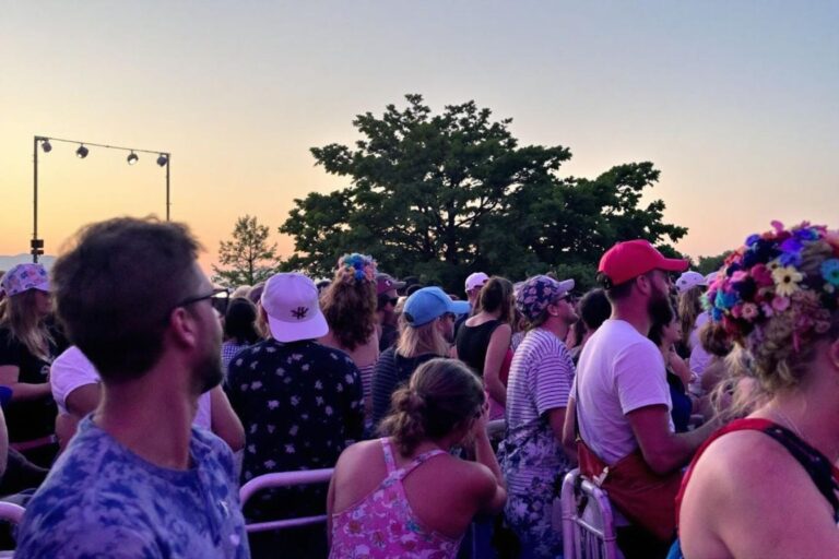 Témoignages vibrants sur le concert Corsu Mezu Mezu 2 : avis sincères des spectateurs conquis