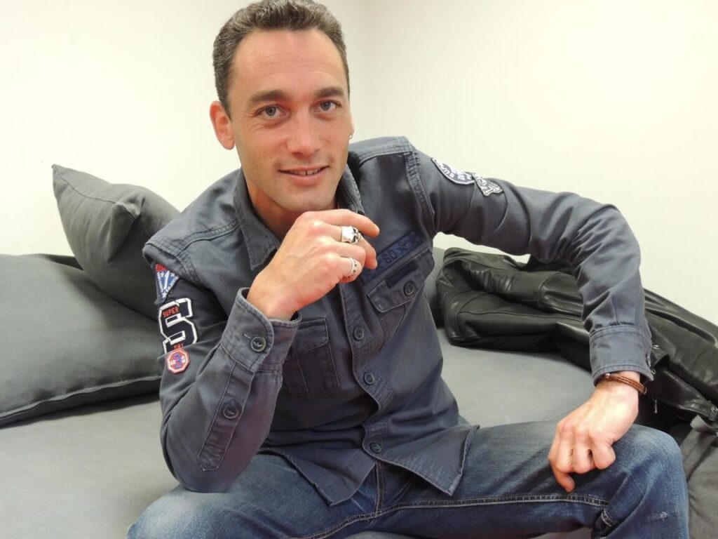 Où vit actuellement Jean-Baptiste Guégan ?