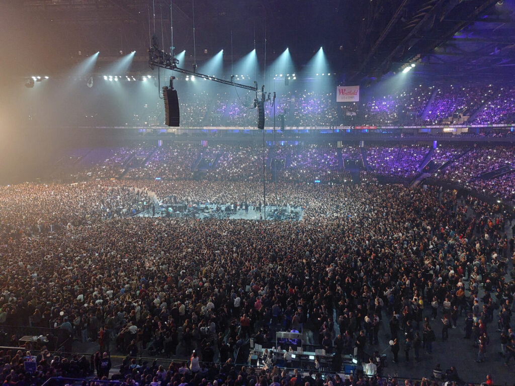Quels artistes internationaux partent en tournée en 2025 ?