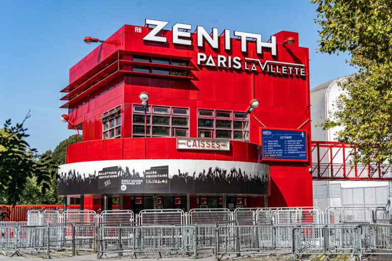 Zénith Paris – La Villette : pourquoi cette salle est-elle incontournable pour les artistes ?