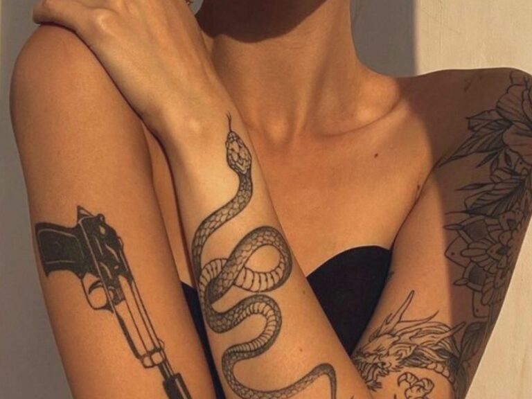La signification des tatouages de serpents : qu’est-ce qui se cache derrière cet ancien symbole?