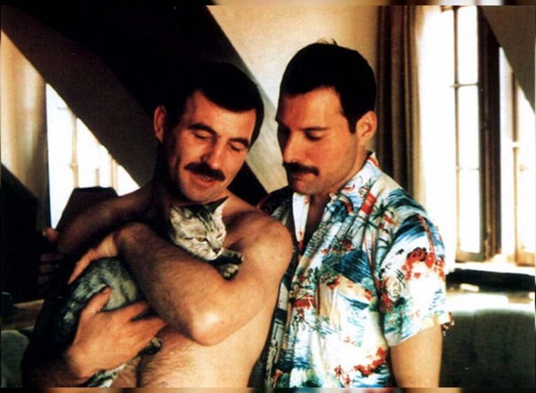 Est-ce que Freddy Mercury était gay ?